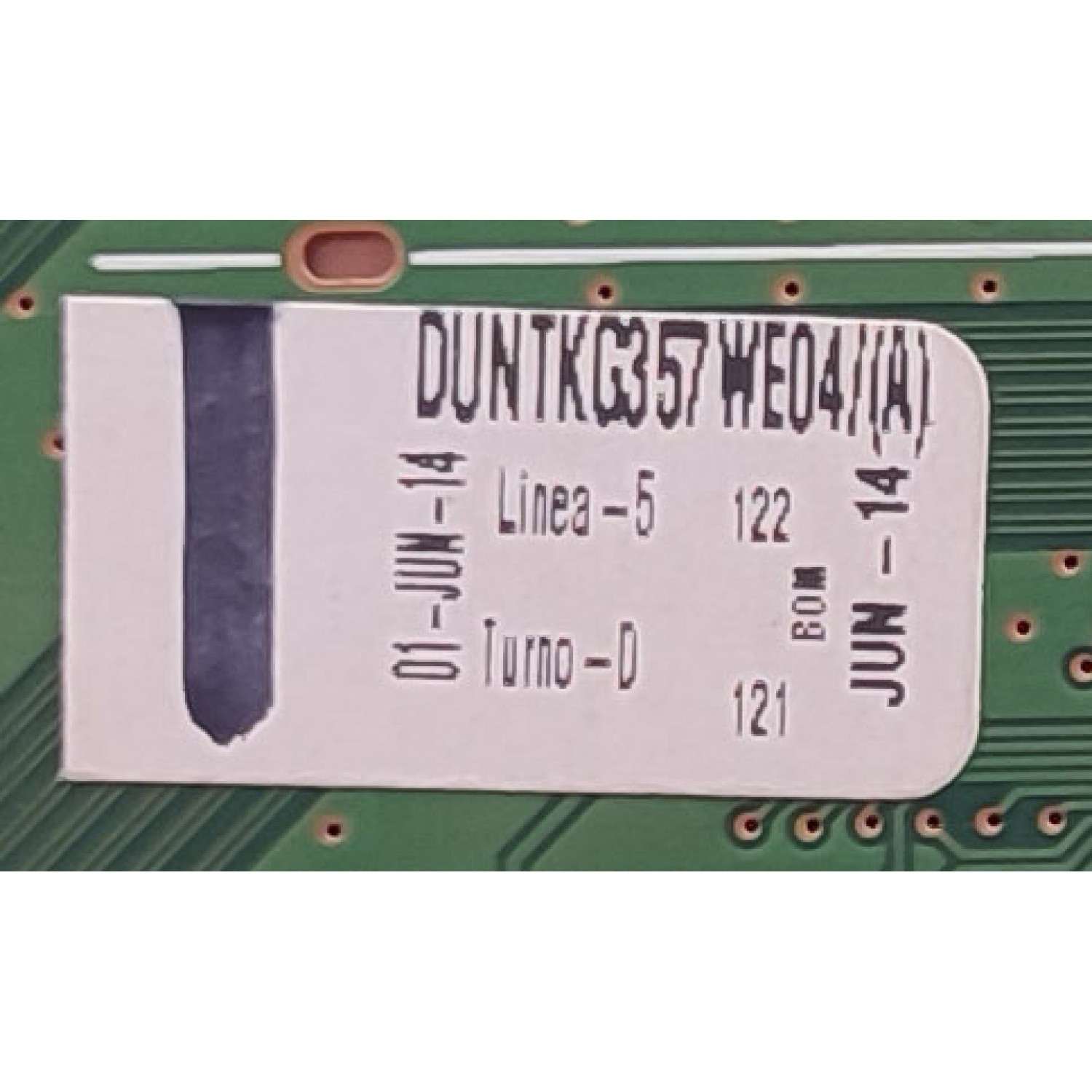 T-CON PARA TV SHARP / NUMERO DE PARTE DUNTKG357FM04 / DUNTKG357 / QPWBXG357WJZZ / QKITPG357WJTX / MODELO LC-80LE650U	 - Imagen 2